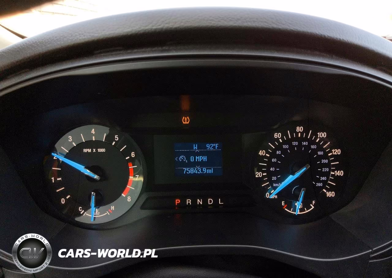 2018 Ford Fusion S VIN:3FA6P0G73JR271036 - 9