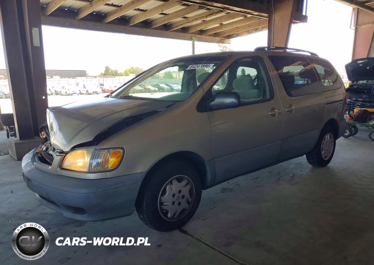 2003 Toyota Sienna Le