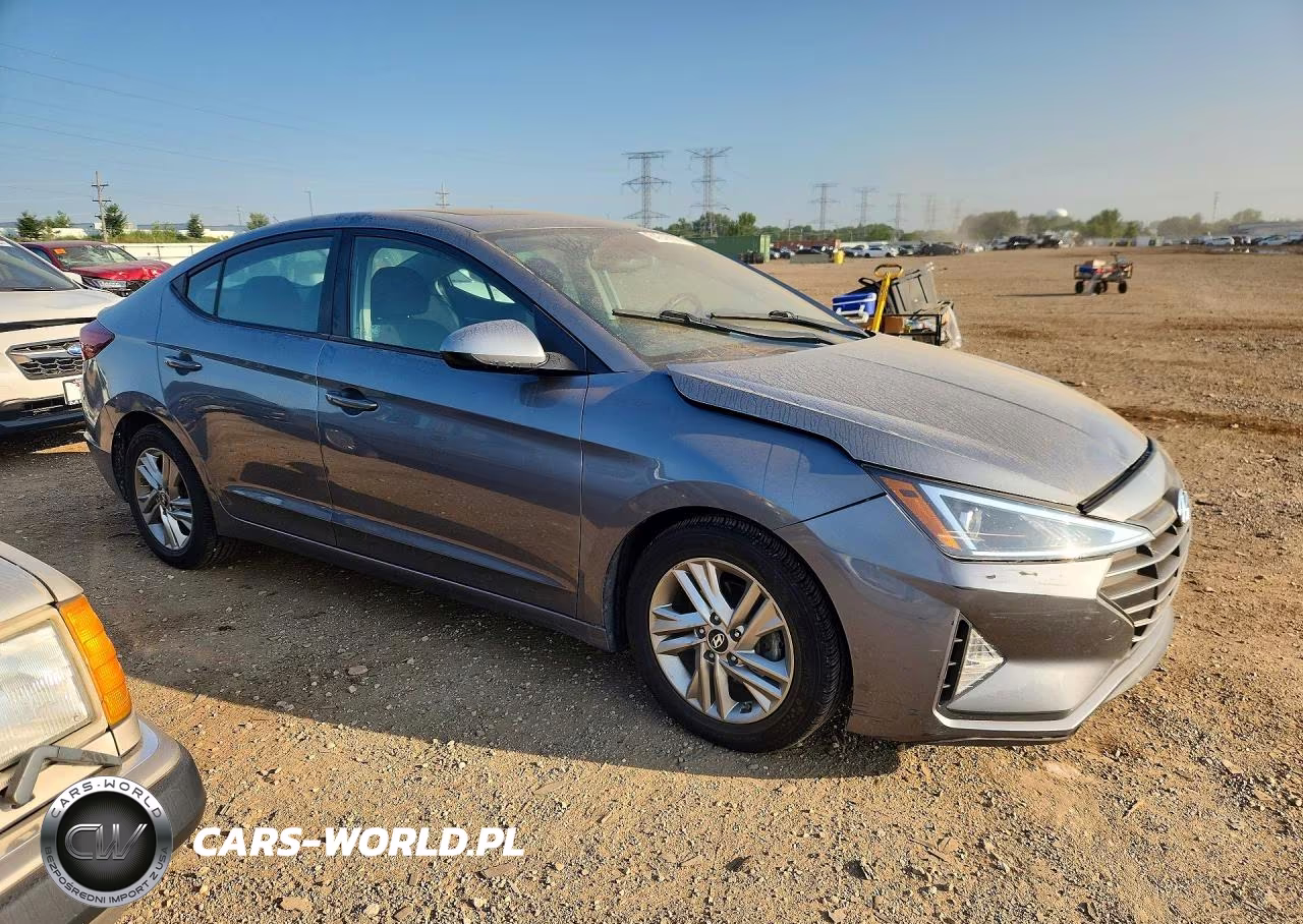 2019 Hyundai Elantra Value Edition VIN:KMHD84LF8KU827852 - 4