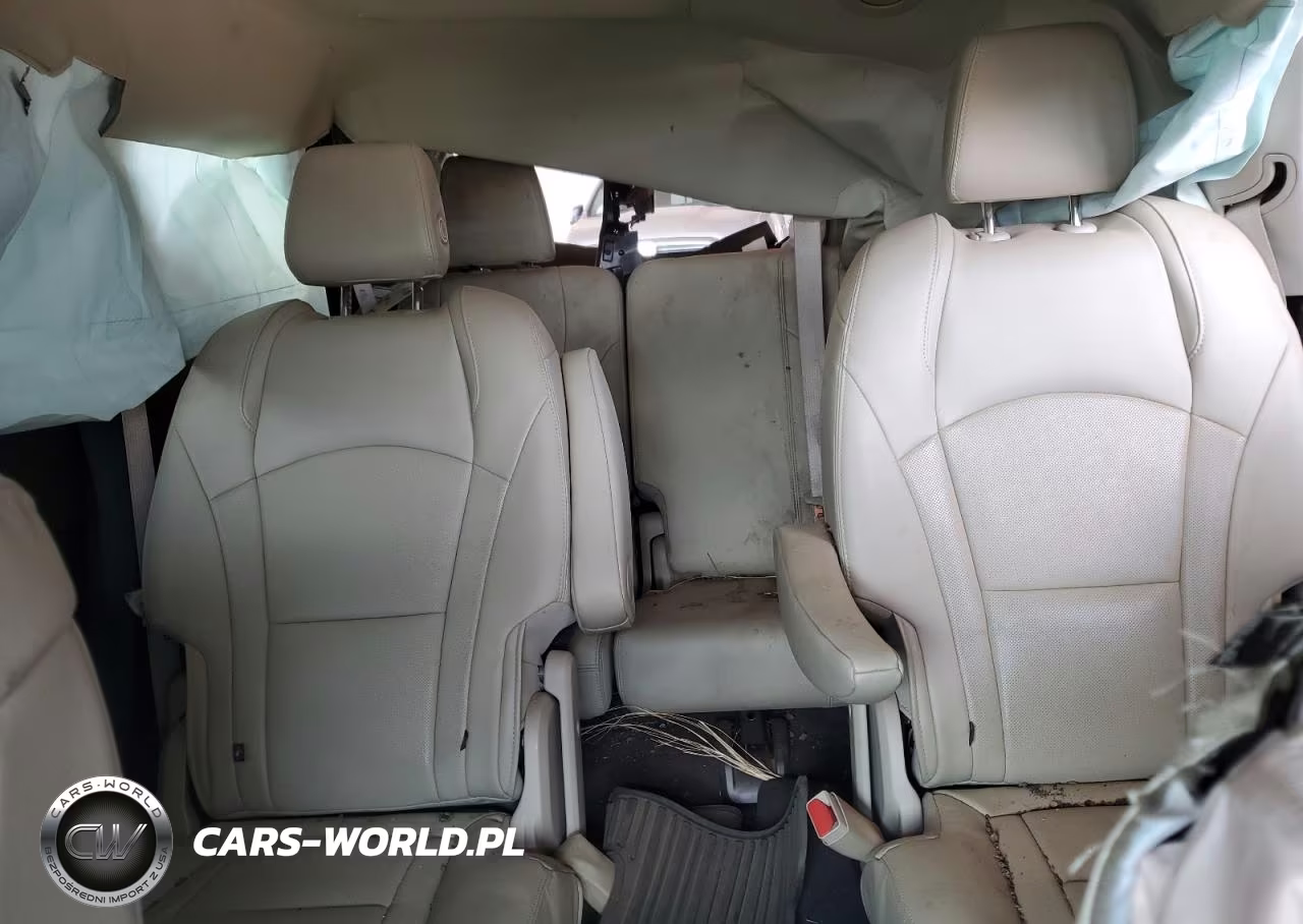 2018 Buick Enclave Premium VIN:5GAERCKW6JJ285959 - 10