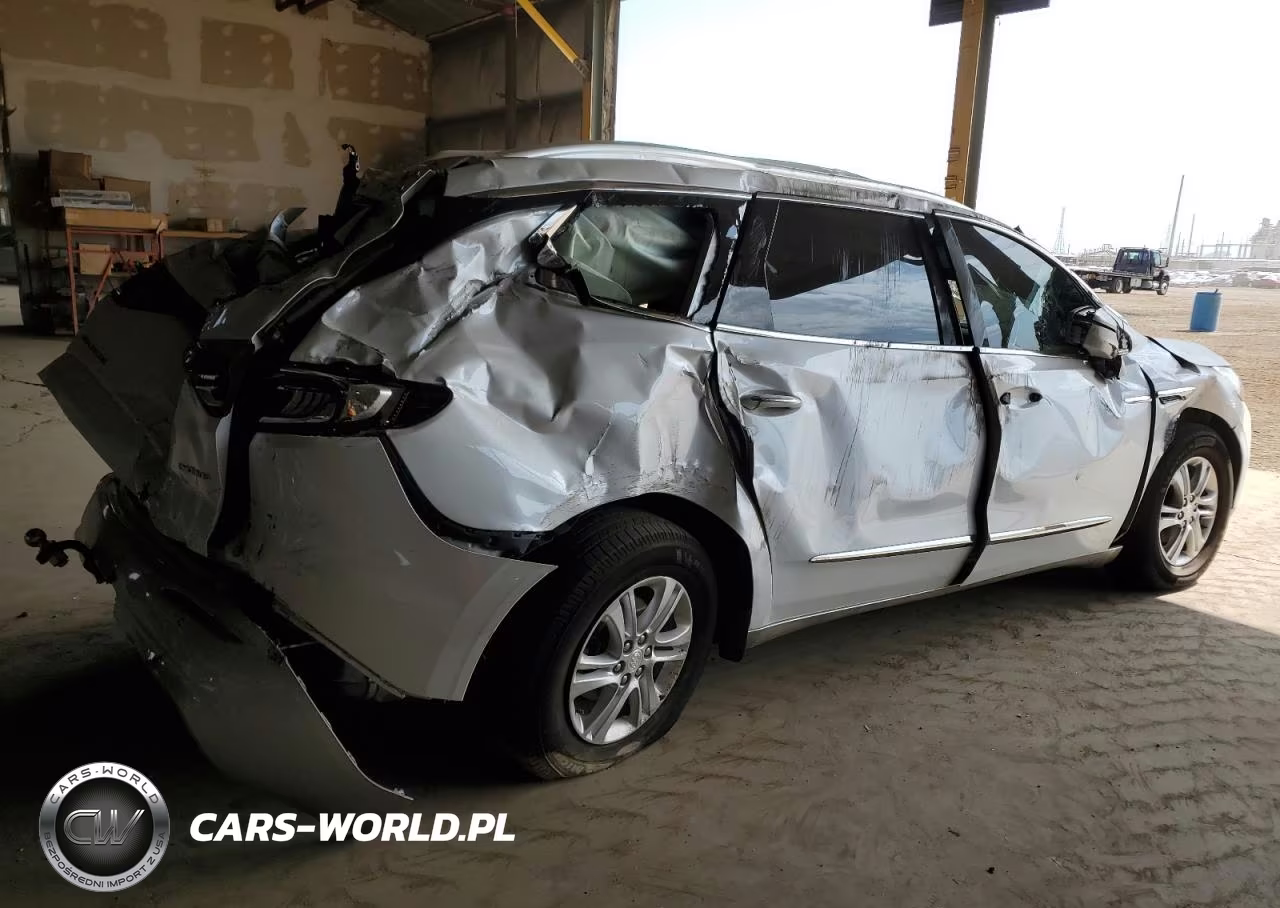 2018 Buick Enclave Premium VIN:5GAERCKW6JJ285959 - 3