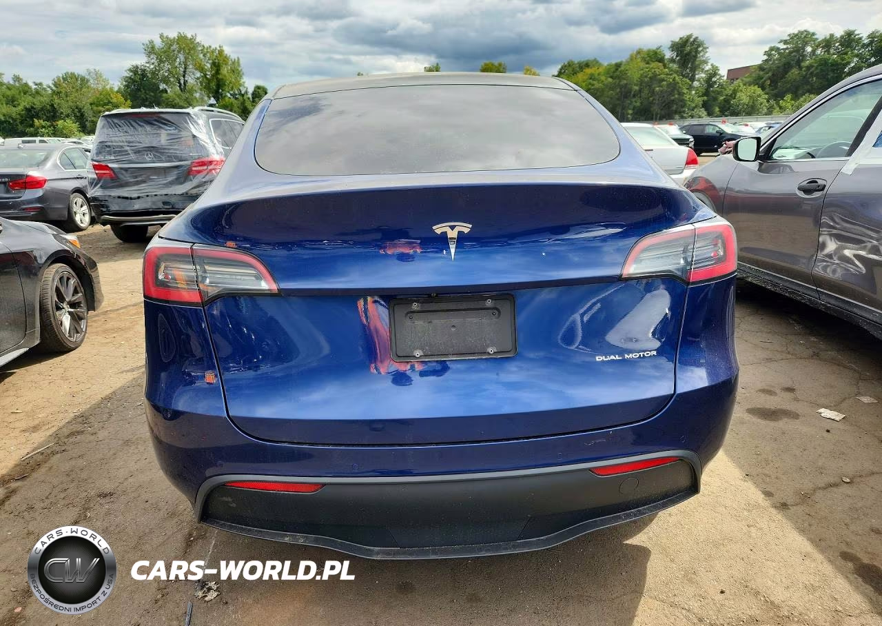 2020 Tesla Model Y VIN:5YJYGDEE0LF045245 - 6