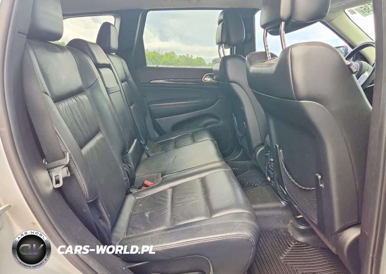 2013 Jeep Grand Cherokee Laredo VIN:1C4RJFAG8DC582078 - 11