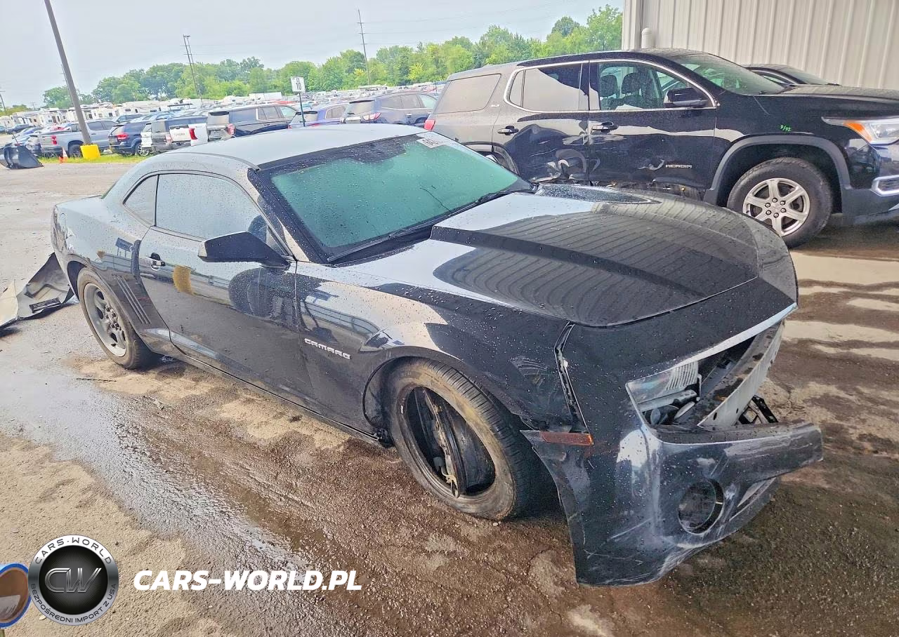 2011 Chevrolet Camaro Ls VIN:2G1FE1ED7B9125396 - 4