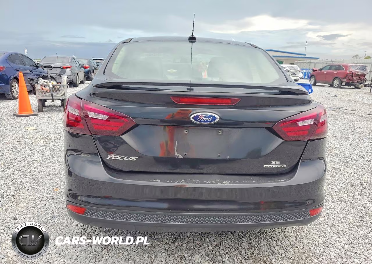 2014 Ford Focus Se VIN:1FADP3F22EL447674 - 6