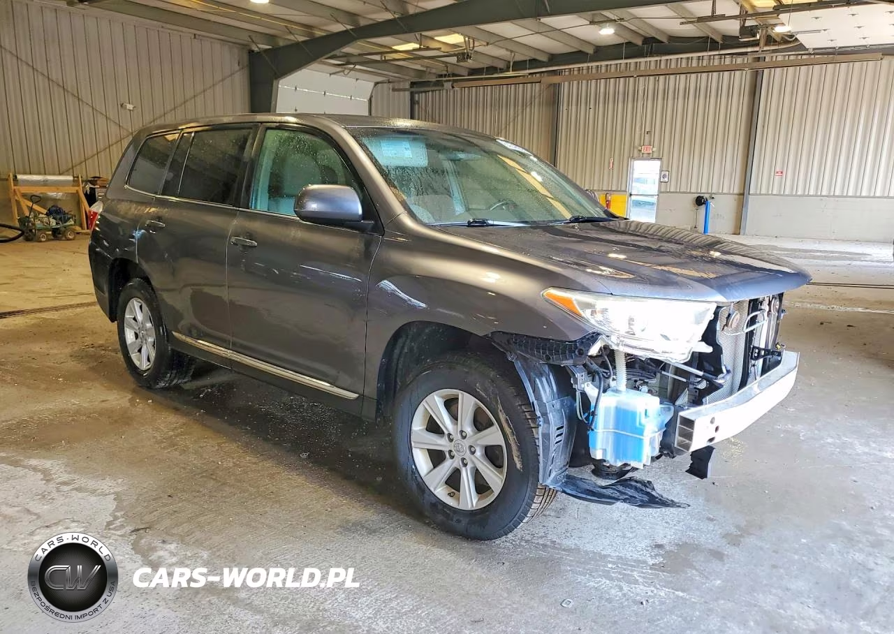 2013 Toyota Highlander Base VIN:5TDZA3EH0DS040974 - 4