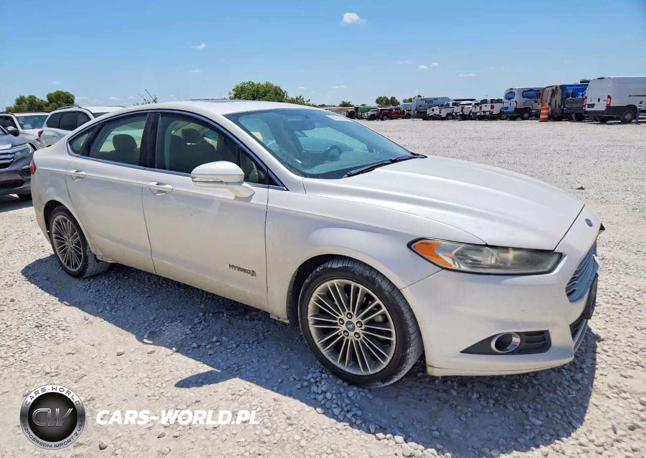 2013 Ford Fusion Se Hybrid VIN:3FA6P0LU0DR260351 - 4