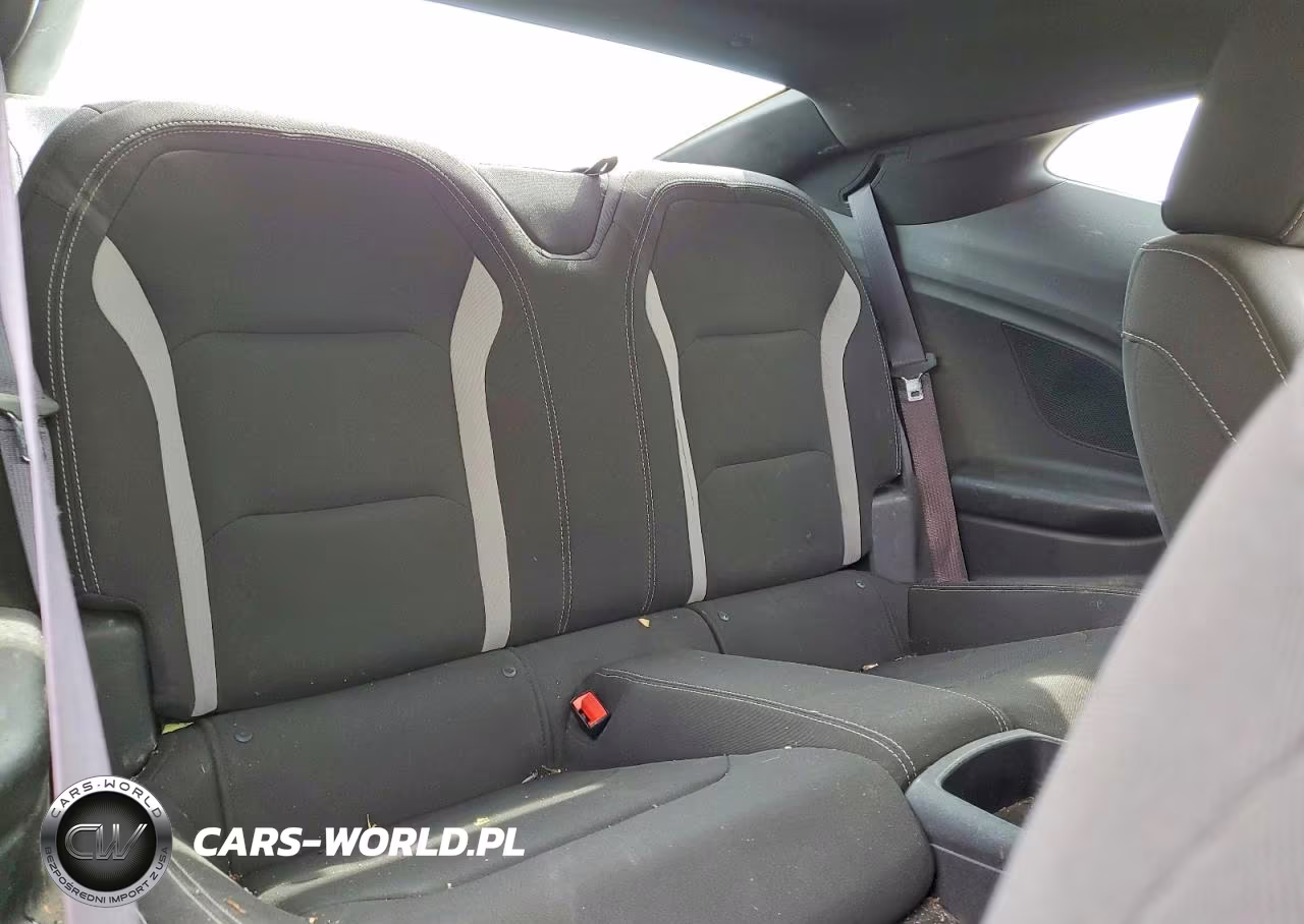 2017 Chevrolet Camaro Lt VIN:1G1FB1RX5H0145081 - 10