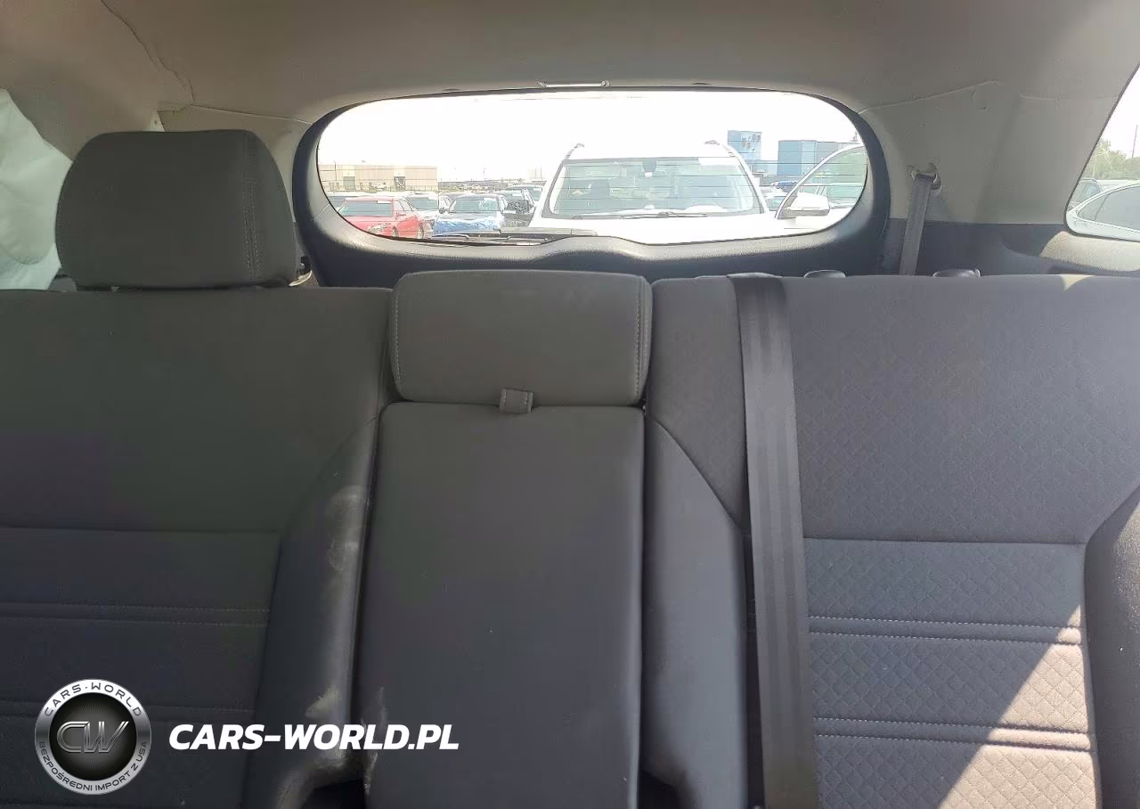 2019 Kia Sorento Lx VIN:5XYPGDA31KG438890 - 10
