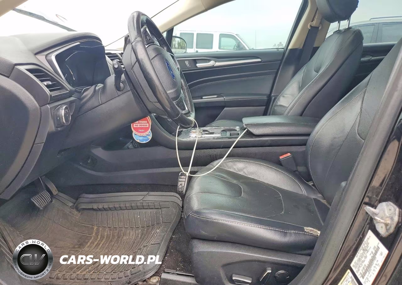 2020 Ford Fusion Titanium VIN:3FA6P0D99LR117939 - 7