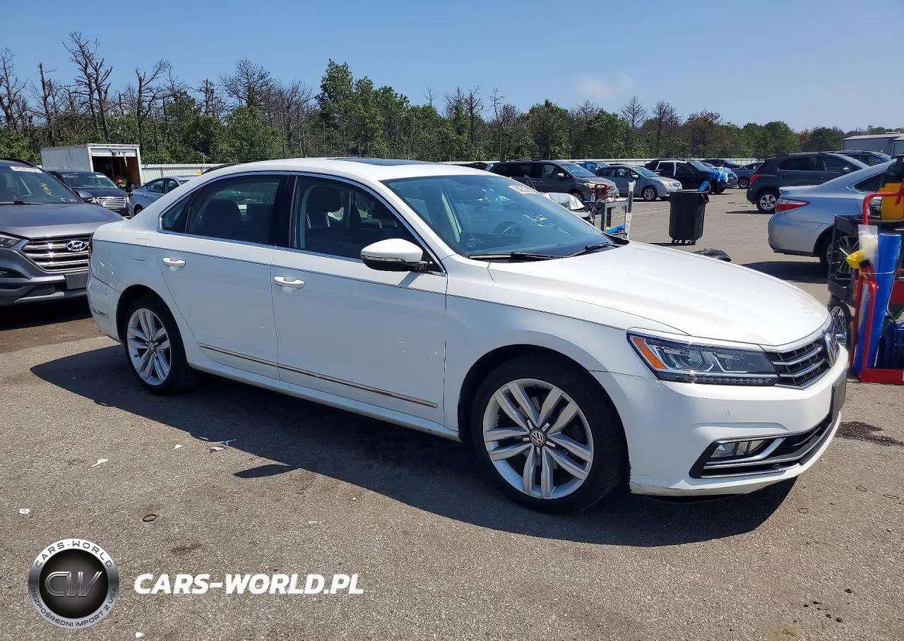 2017 Volkswagen Passat Se VIN:1VWGT7A35HC050312 - 4