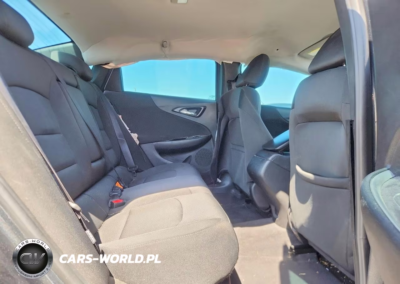 2017 Chevrolet Malibu Lt VIN:1G1ZB5STXHF136594 - 10
