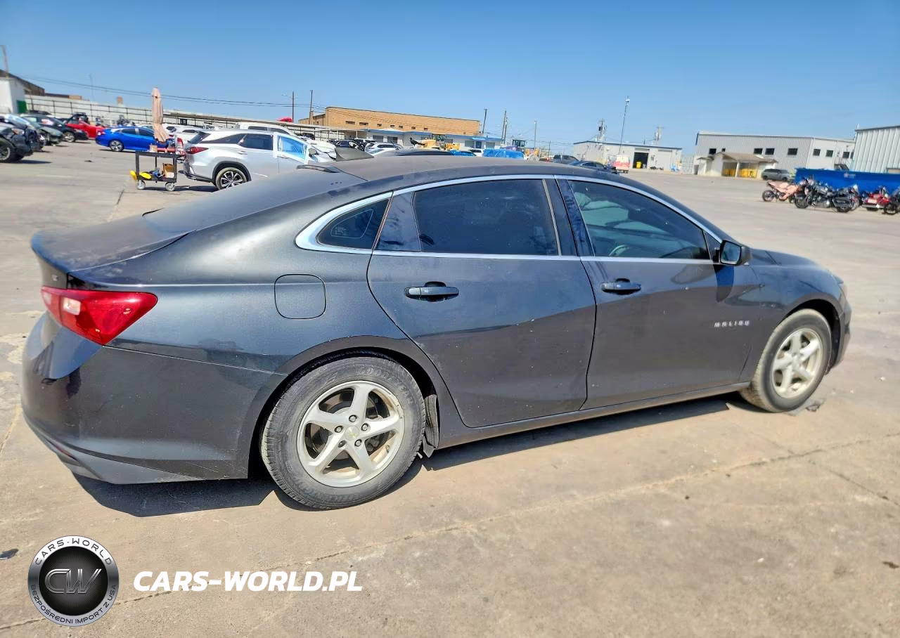 2017 Chevrolet Malibu Lt VIN:1G1ZB5STXHF136594 - 3