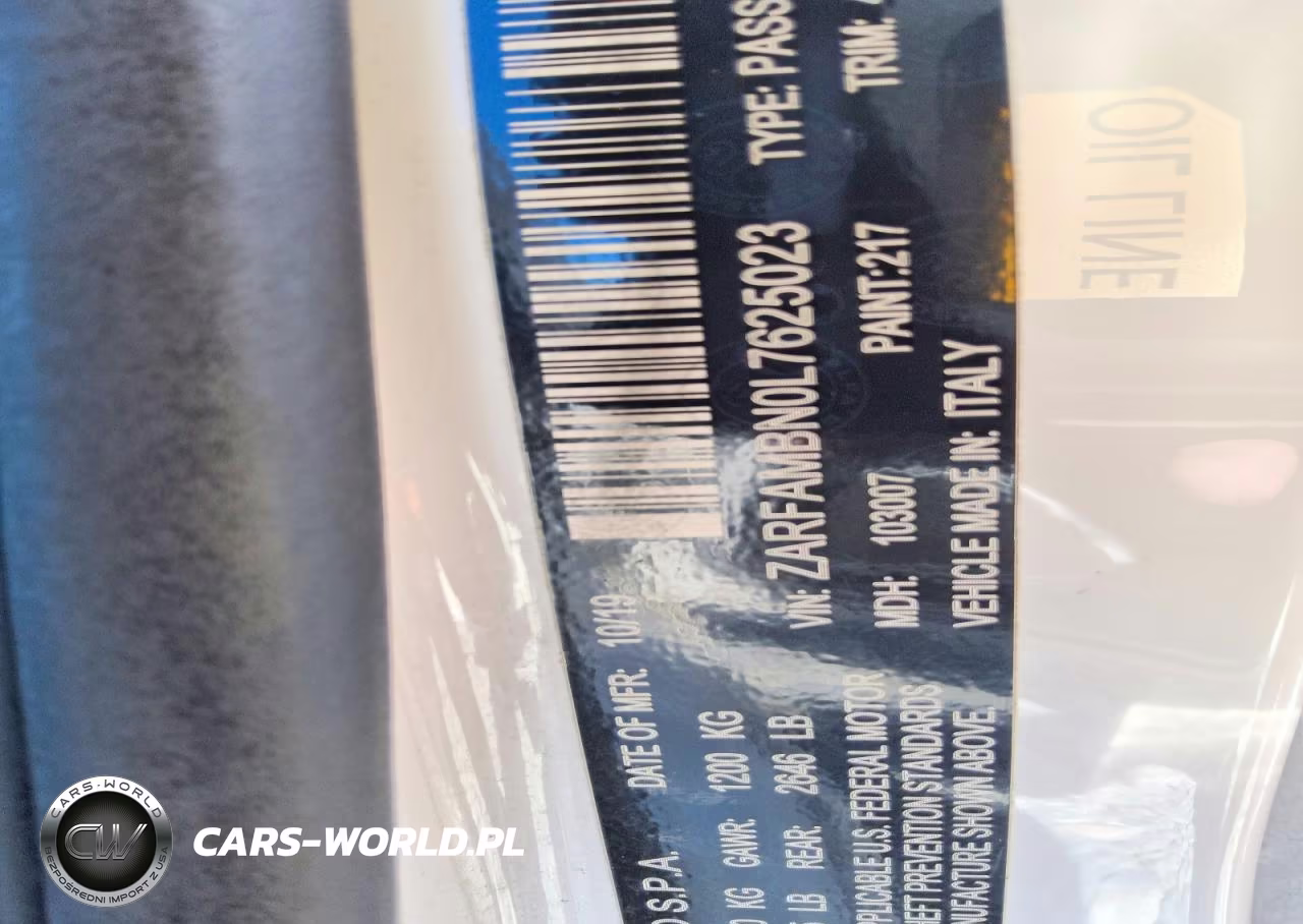 2020 Alfa Romeo Giulia Ti VIN:ZARFAMBN0L7625023 - 12
