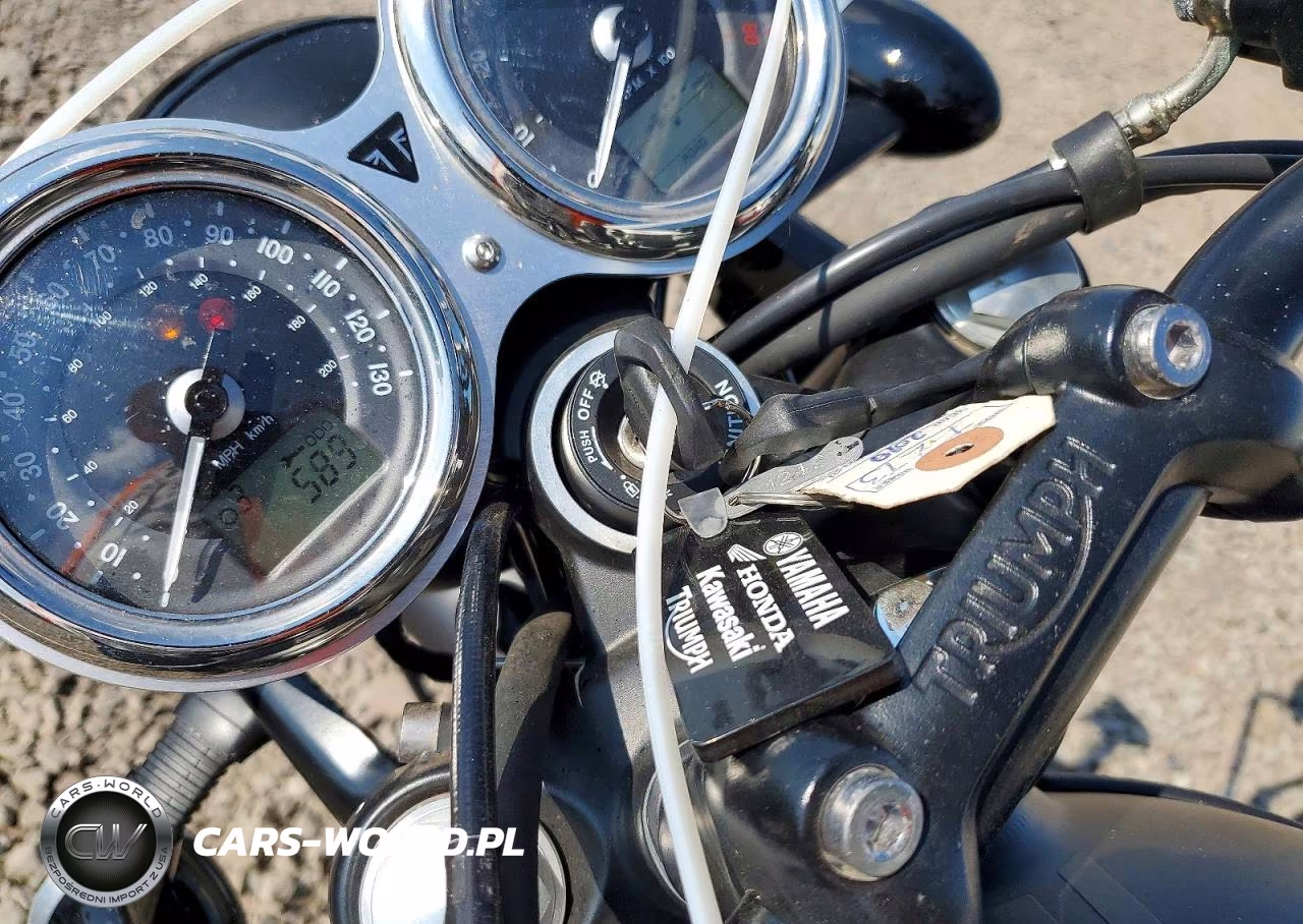 2020 Triumph Motorcycle Bonneville T120 VIN:SMTD40HLXLT957339 - 8