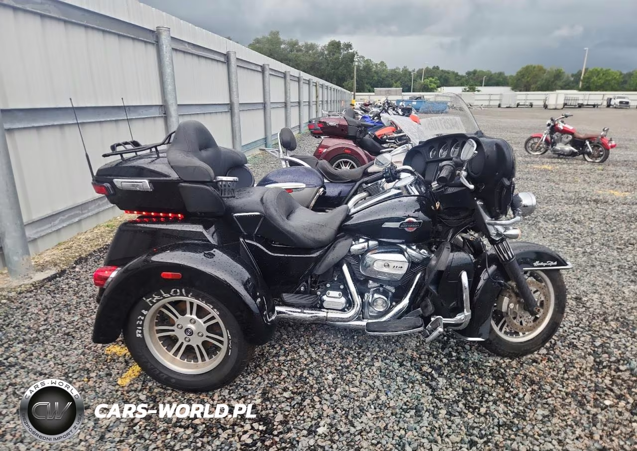 2022 Harley-Davidson Flhtcutg – zdjęcie 1 z 9