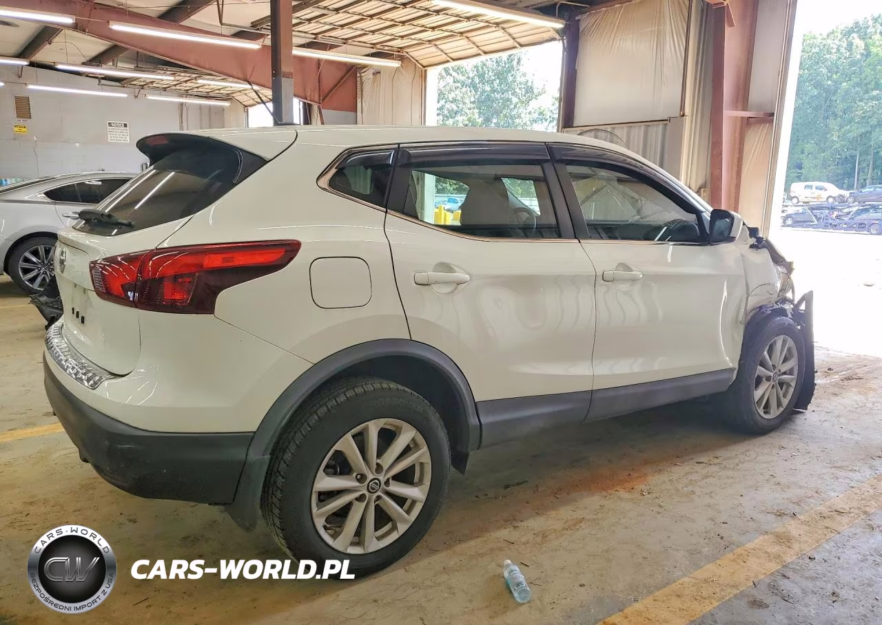 2019 Nissan Rogue Sport S VIN:JN1BJ1CP1KW236857 - 3