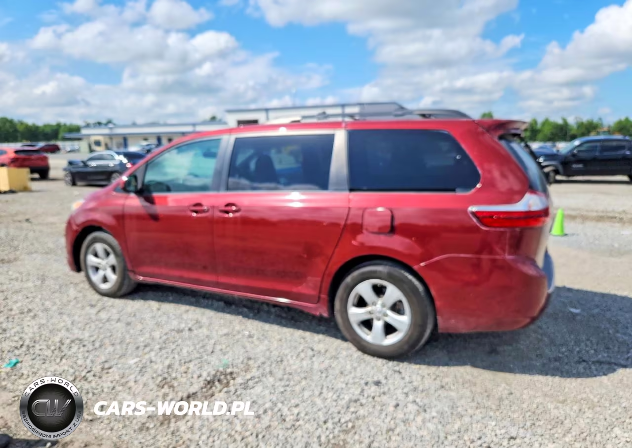 2017 Toyota Sienna Le VIN:5TDKZ3DC5HS859579 - 2