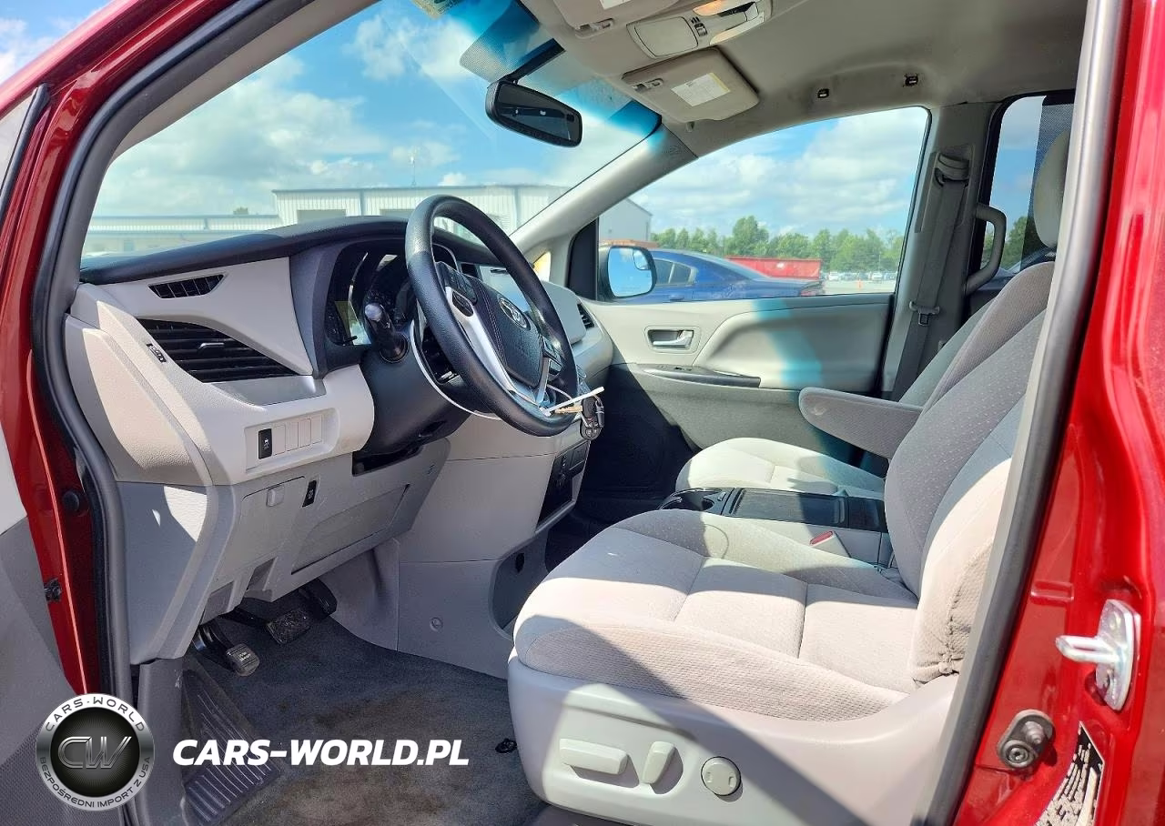 2017 Toyota Sienna Le VIN:5TDKZ3DC5HS859579 - 7