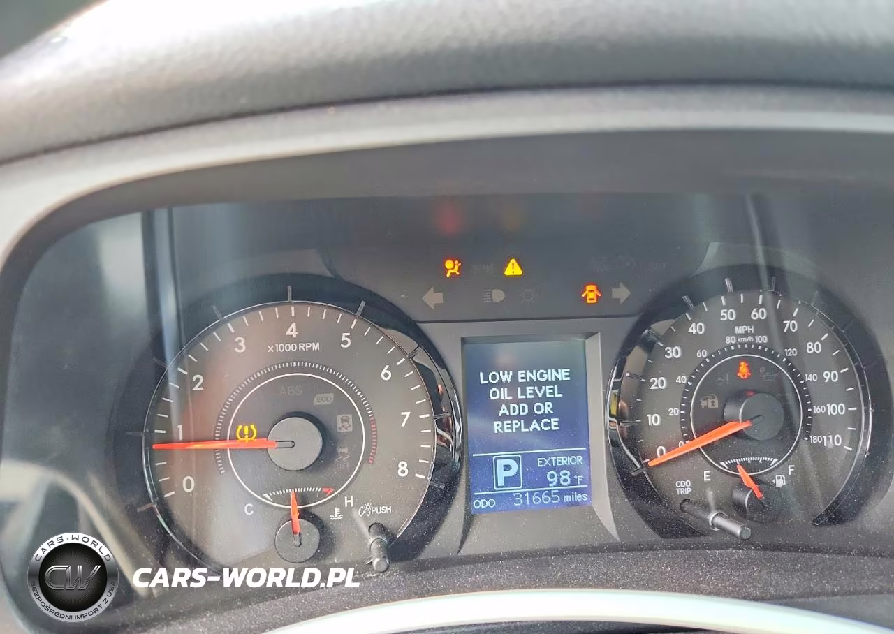 2017 Toyota Sienna Le VIN:5TDKZ3DC5HS859579 - 9