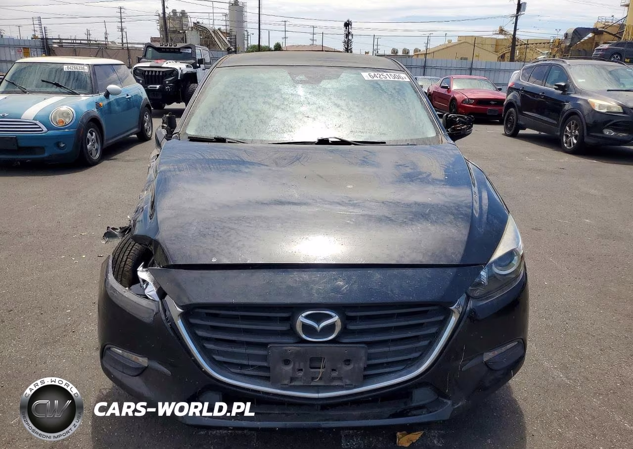 2024 Mazda 3 Touring VIN:3MZBN1V71HM116853 - 5