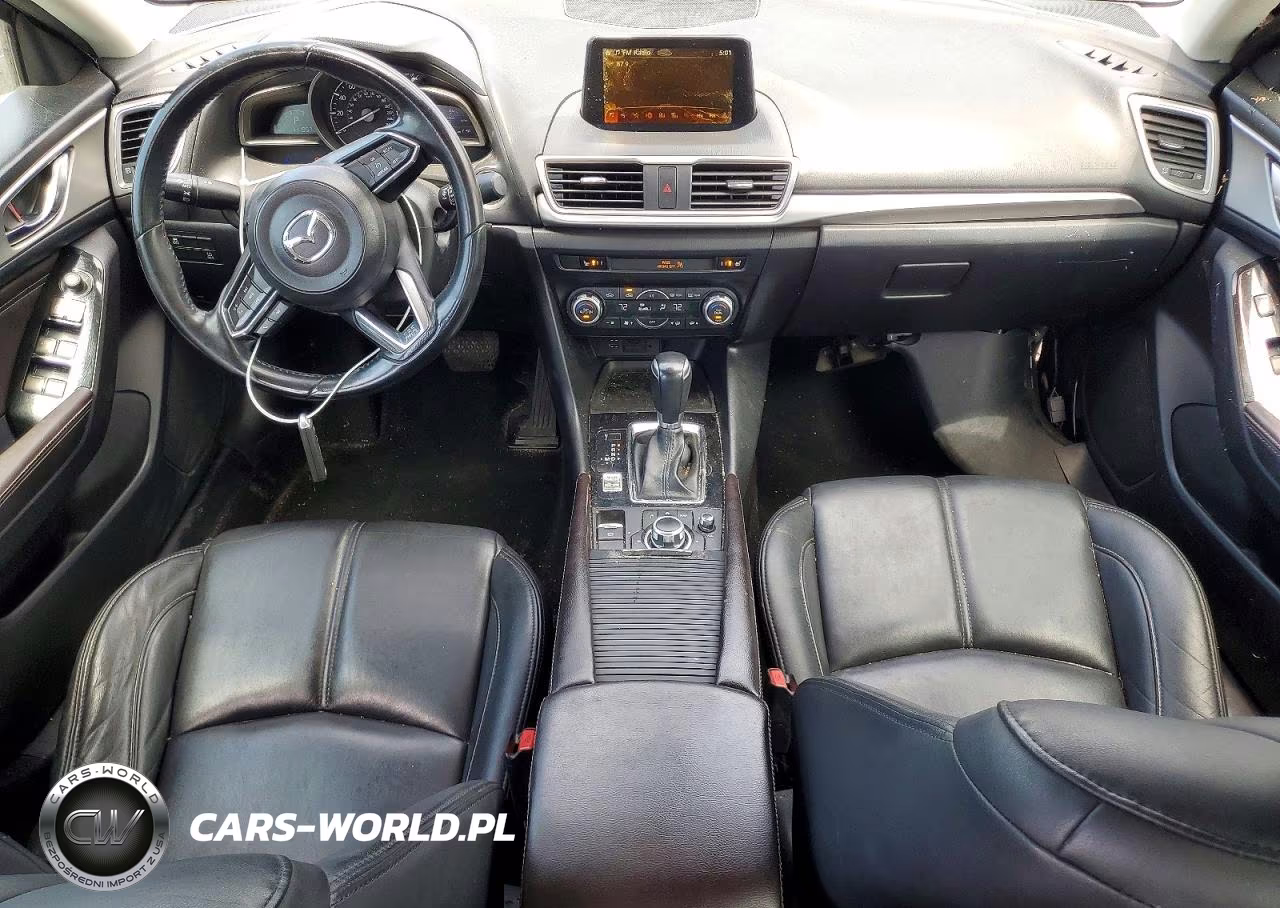 2024 Mazda 3 Touring VIN:3MZBN1V71HM116853 - 8
