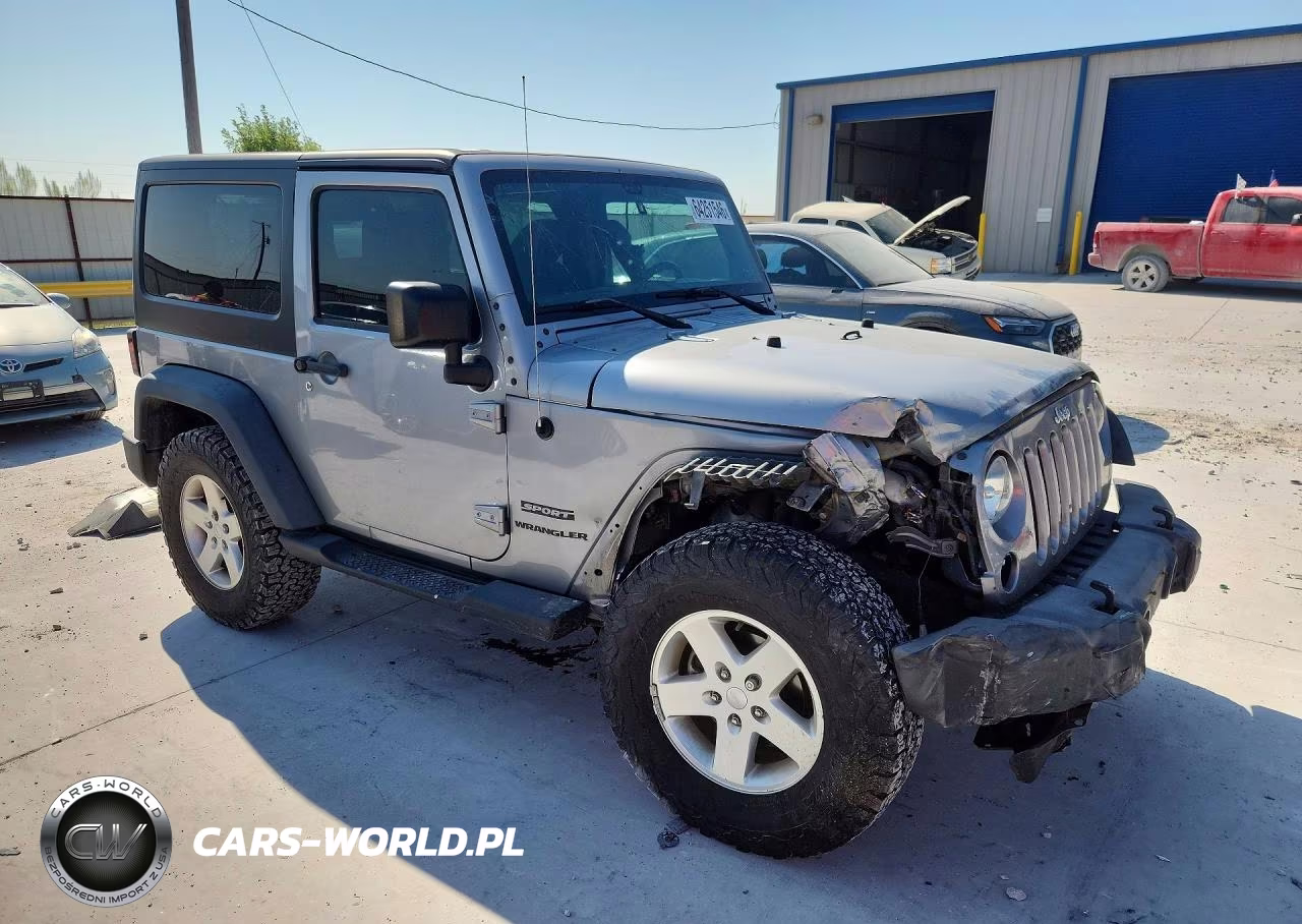 2016 Jeep Wrangler Sport VIN:1C4AJWAG5GL120160 - 4