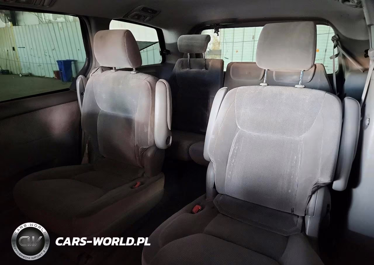 2004 Toyota Sienna Le 7 Passenger VIN:5TDZA23CX4S197123 - 11