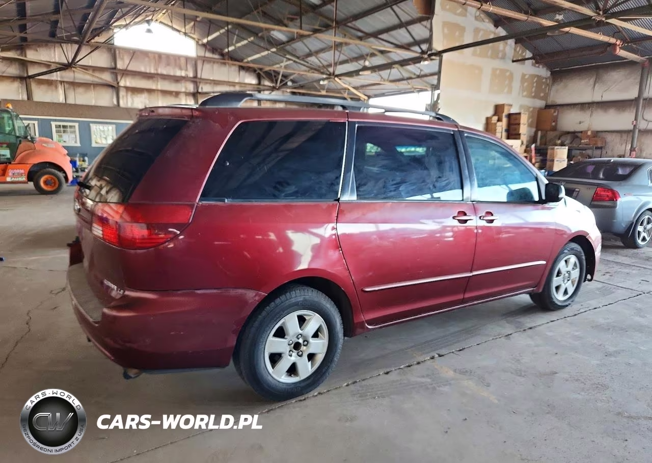 2004 Toyota Sienna Le 7 Passenger VIN:5TDZA23CX4S197123 - 3