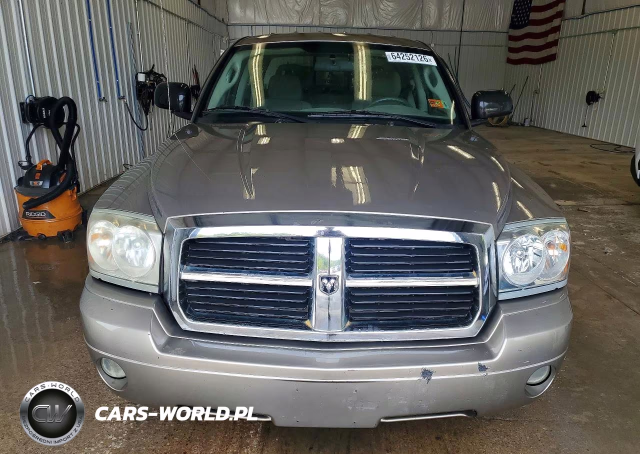 2006 Dodge Dakota Quad Slt VIN:1D7HW48NX6S716058 - 5