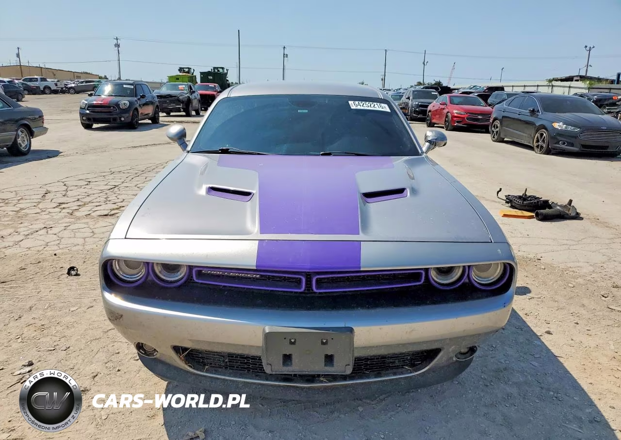 2015 Dodge Challenger Sxt Plus VIN:2C3CDZBG4FH833566 - 5