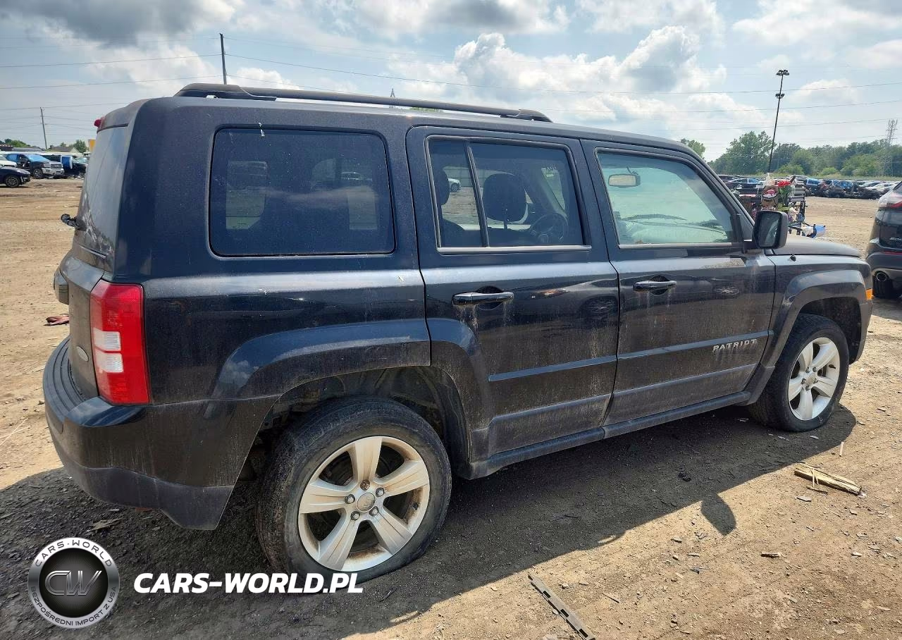 2014 Jeep Patriot Latitude VIN:1C4NJRFB5ED820896 - 3