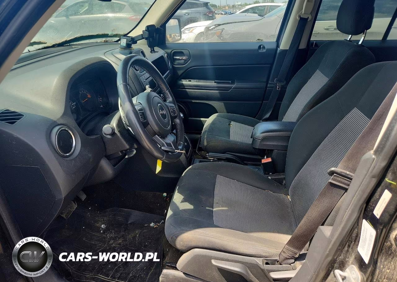 2014 Jeep Patriot Latitude VIN:1C4NJRFB5ED820896 - 7