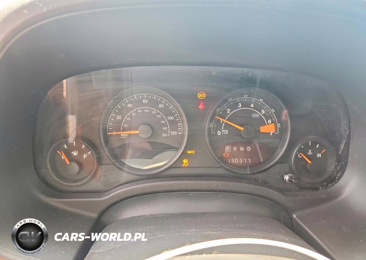 2014 Jeep Patriot Latitude VIN:1C4NJRFB5ED820896 - 9