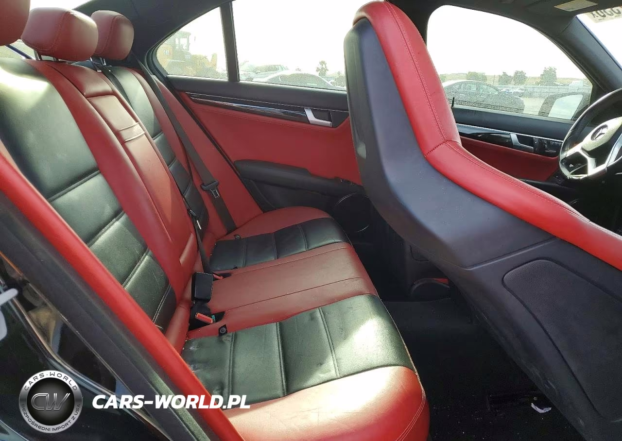 2013 Mercedes-Benz C 63 Amg VIN:WDDGF7HB8DA742048 - 10