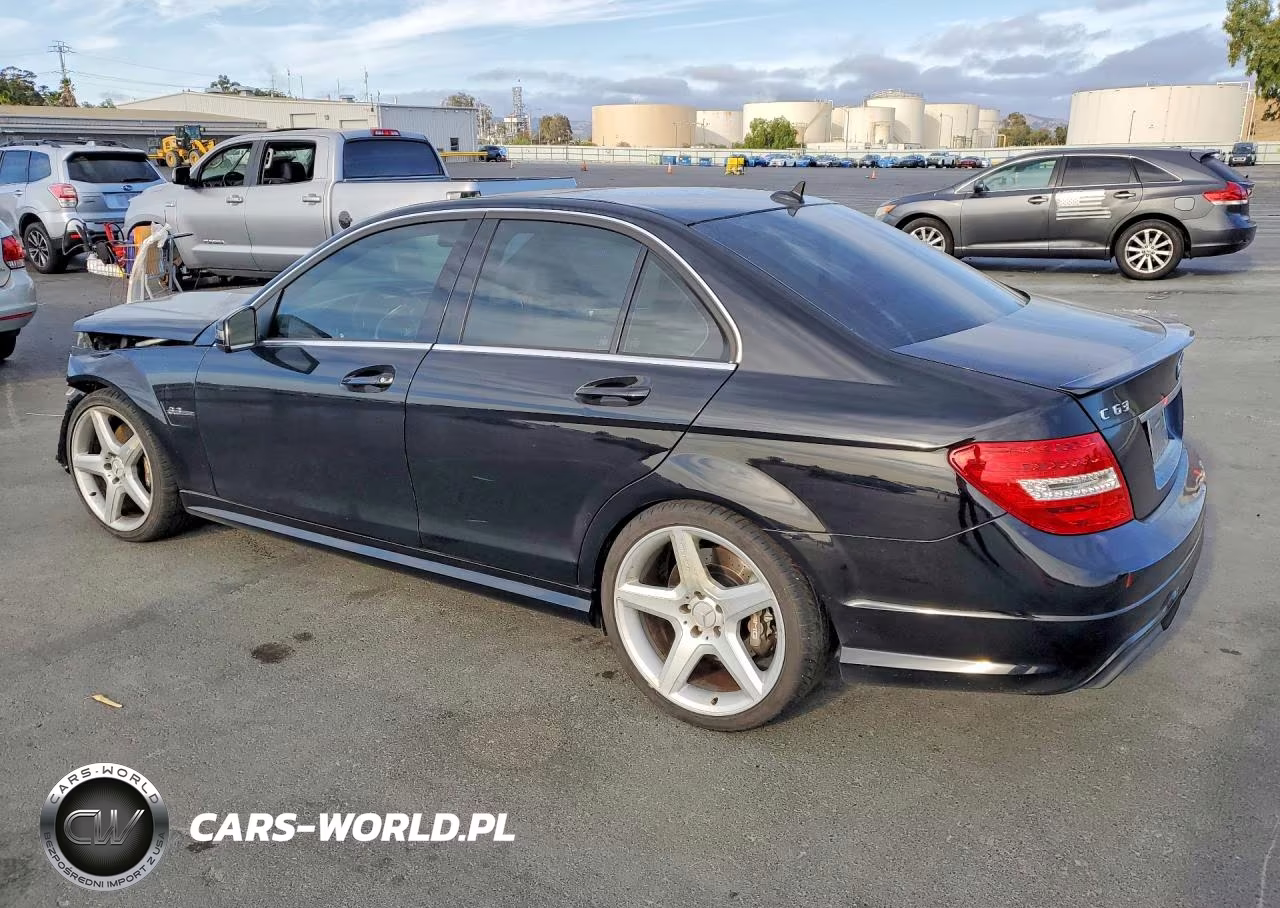 2013 Mercedes-Benz C 63 Amg VIN:WDDGF7HB8DA742048 - 2