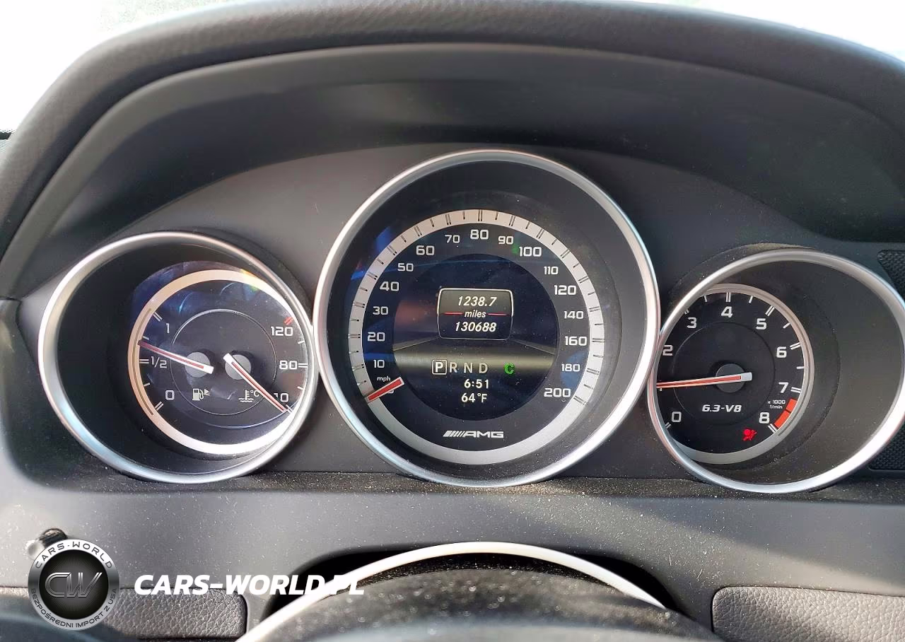 2013 Mercedes-Benz C 63 Amg VIN:WDDGF7HB8DA742048 - 9