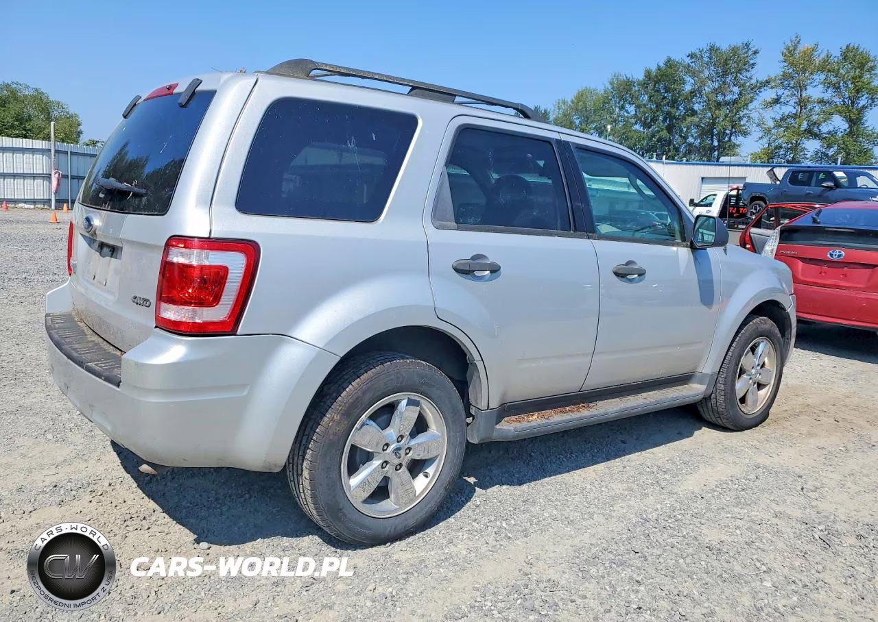 2009 Ford Escape VIN:1FMCU93G49KB03840 - 3