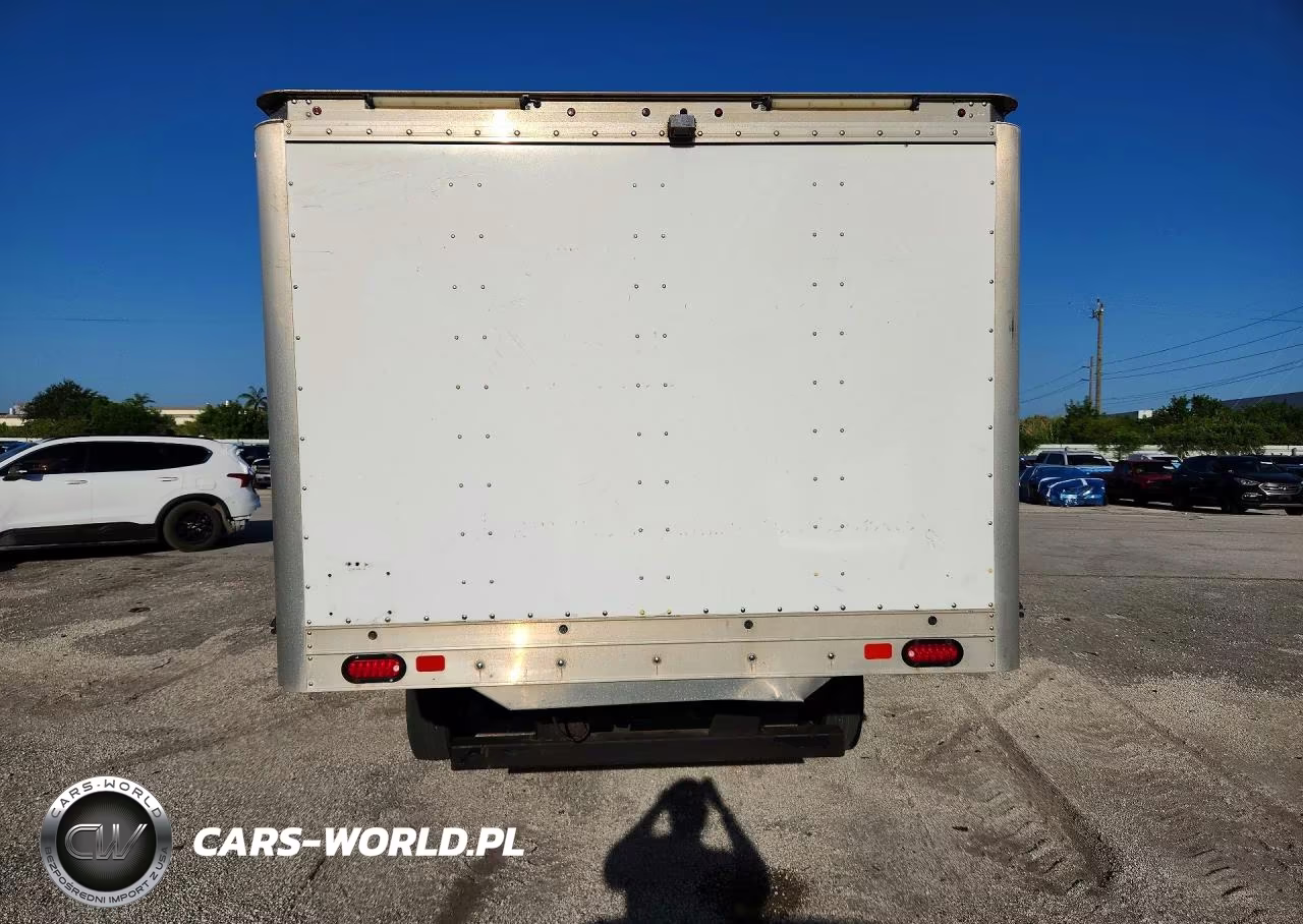 2016 Ford F450 Super Duty Box Truck VIN:1FDTF4HY1GEA16861 - 6