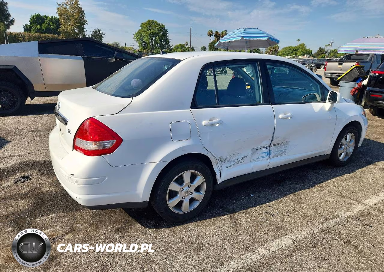 2010 Nissan Versa 1.8 S VIN:3N1BC1AP3AL376345 - 3