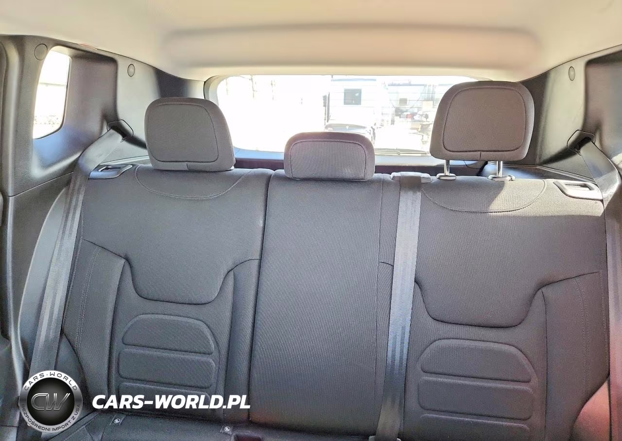 2019 Jeep Renegade Latitude VIN:ZACNJBBB0KPK64326 - 10