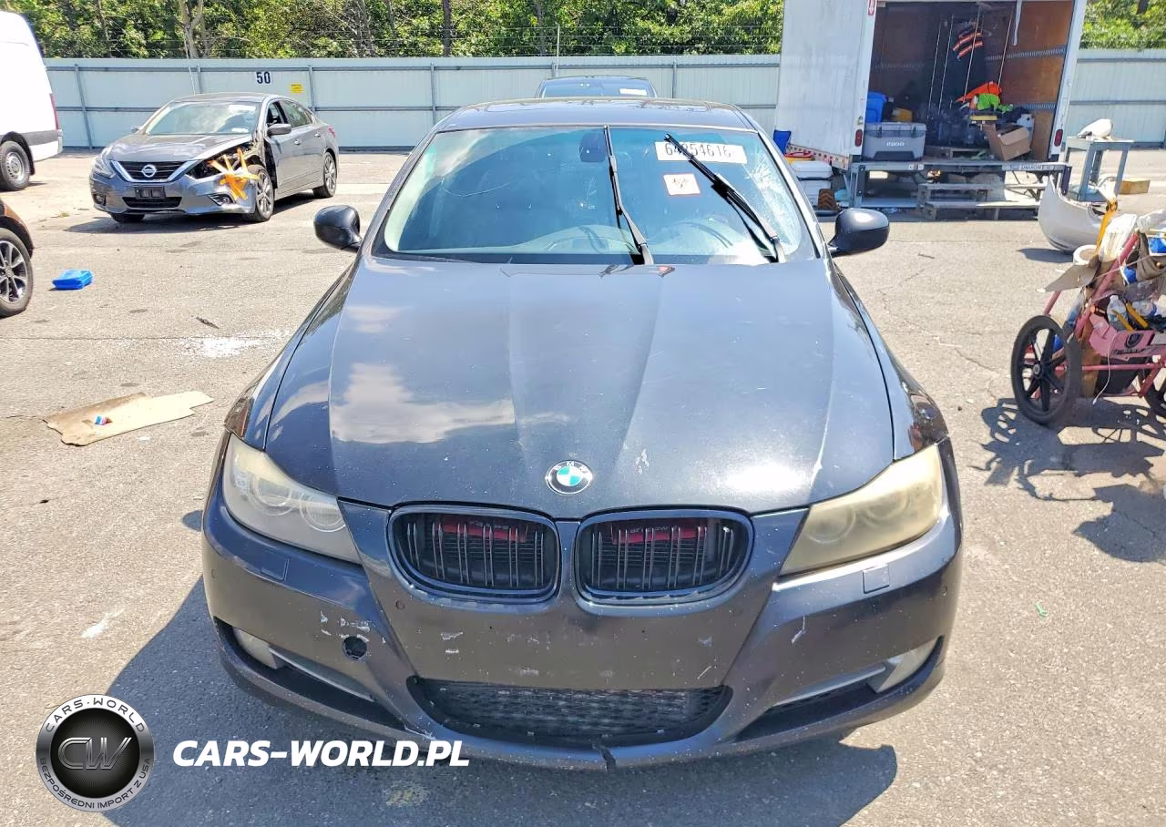 2011 BMW 335 Xi VIN:WBAPL5C51BA916920 - 5