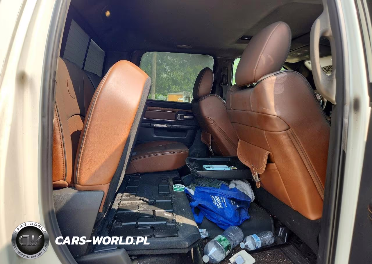 2018 Ram 2500 Longhorn VIN:3C6UR5GL3JG351932 - 10