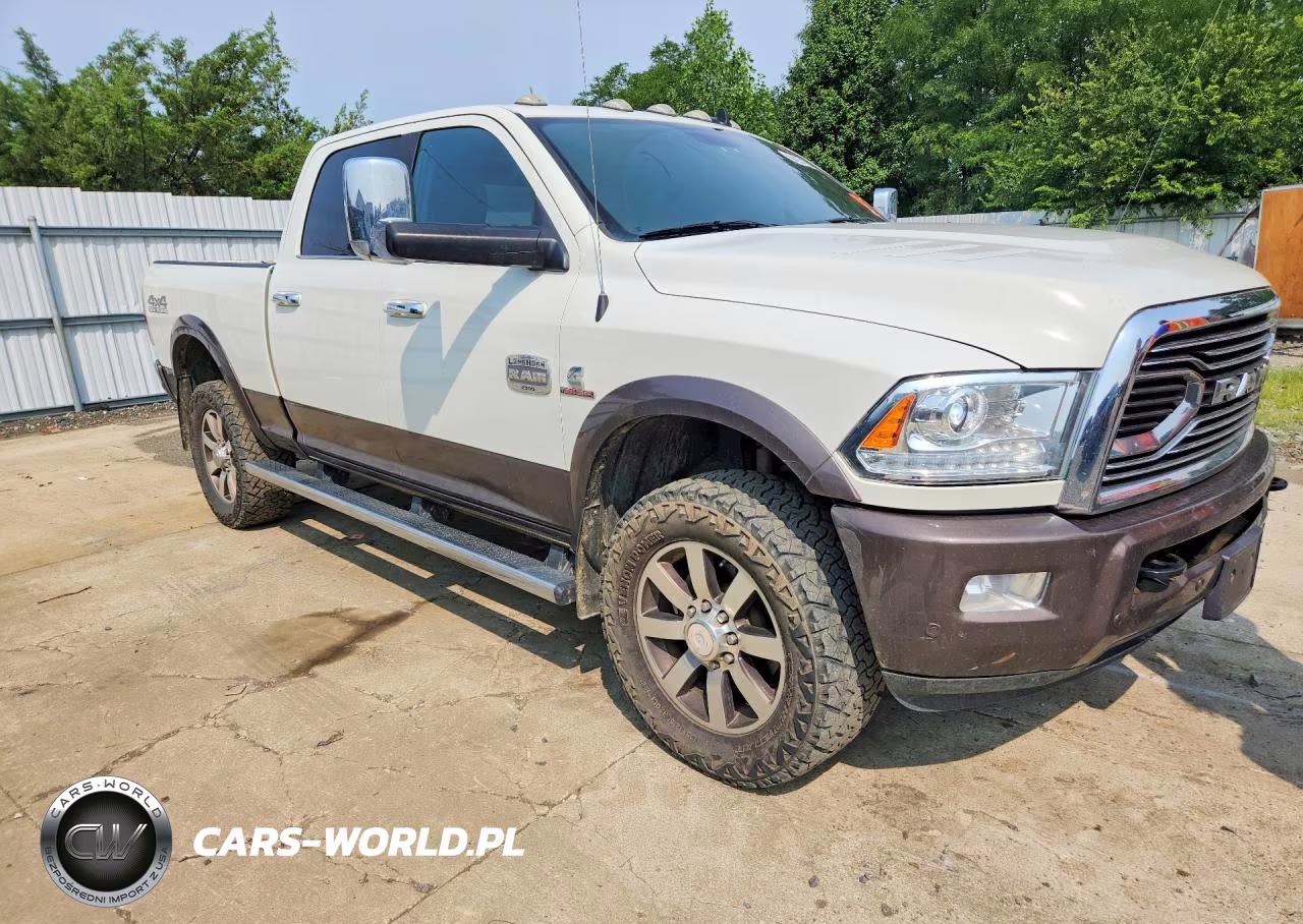 2018 Ram 2500 Longhorn VIN:3C6UR5GL3JG351932 - 4