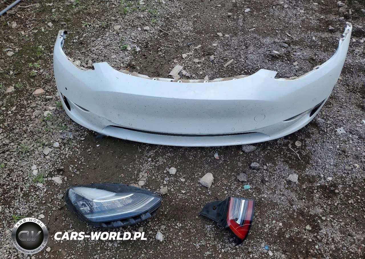 2021 Tesla Model Y VIN:5YJYGDEE7MF240566 - 13