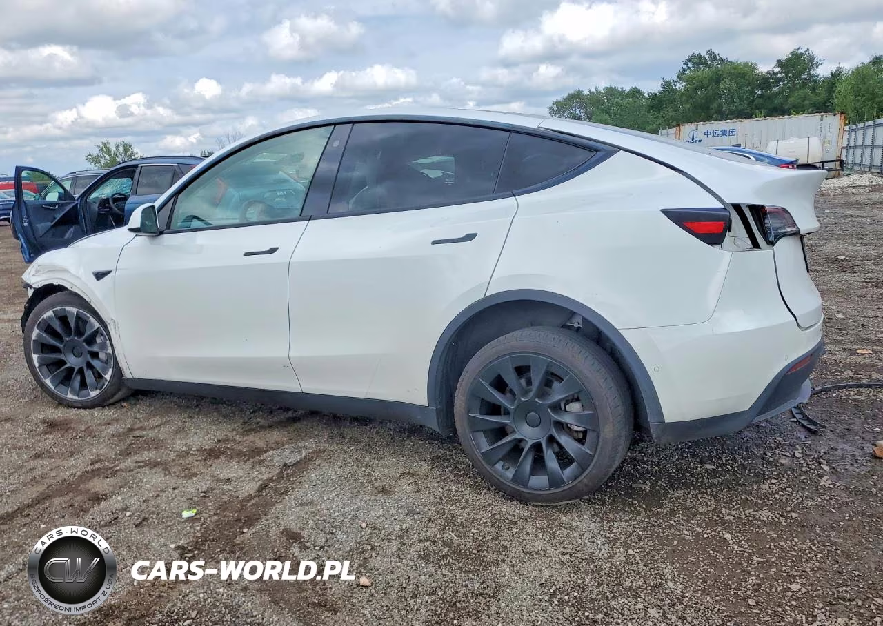 2021 Tesla Model Y VIN:5YJYGDEE7MF240566 - 2