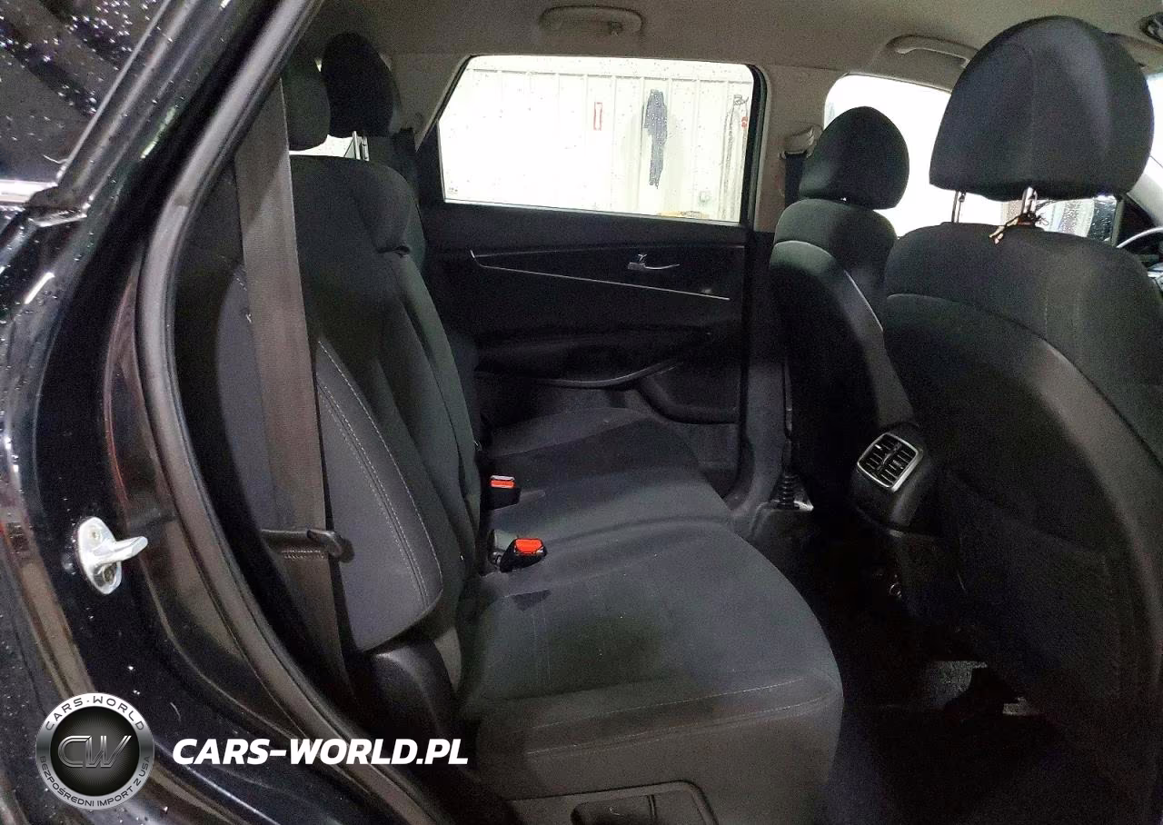 2018 Kia Sorento Lx VIN:5XYPGDA32JG424818 - 11