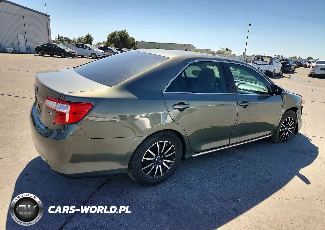 2012 Toyota Camry Le VIN:4T1BF1FK1CU529133 - 3