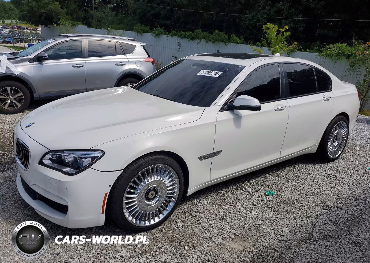 2015 BMW 750 I – zdjęcie 1 z 12