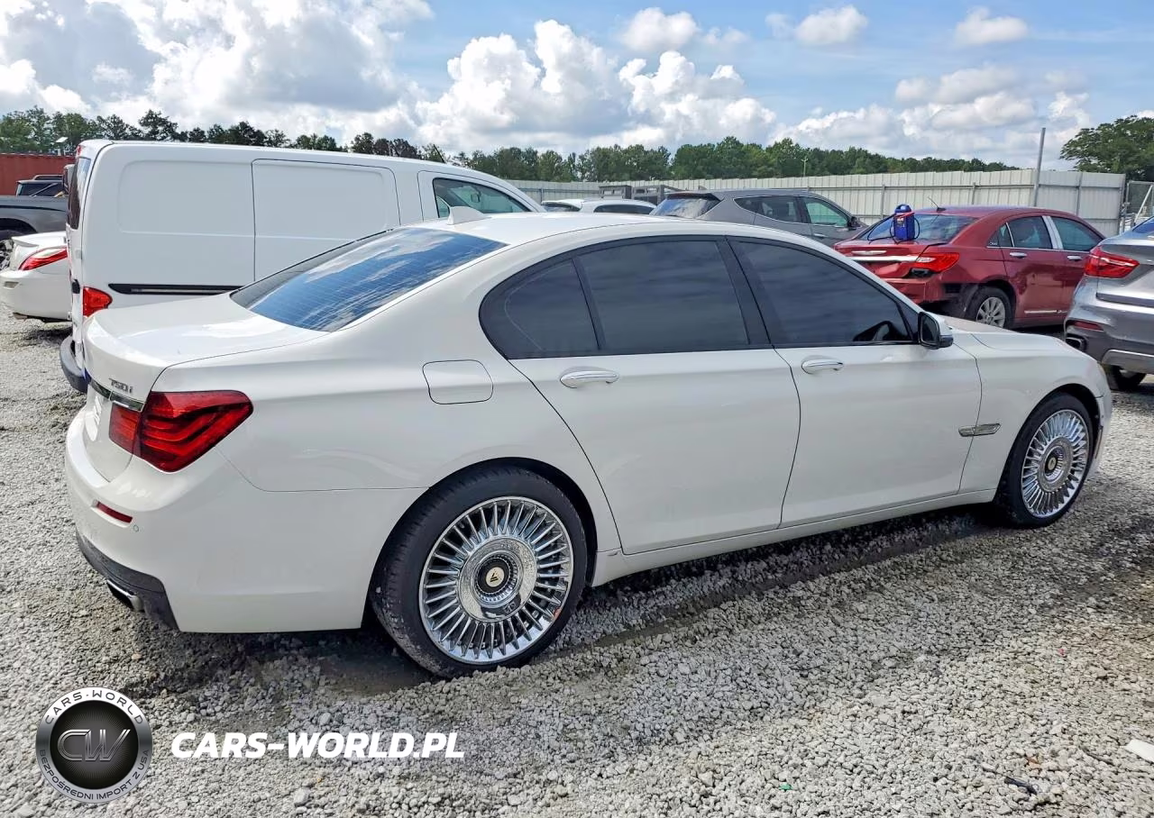 2015 BMW 750 I VIN:WBAYA8C57FD825375 - 3